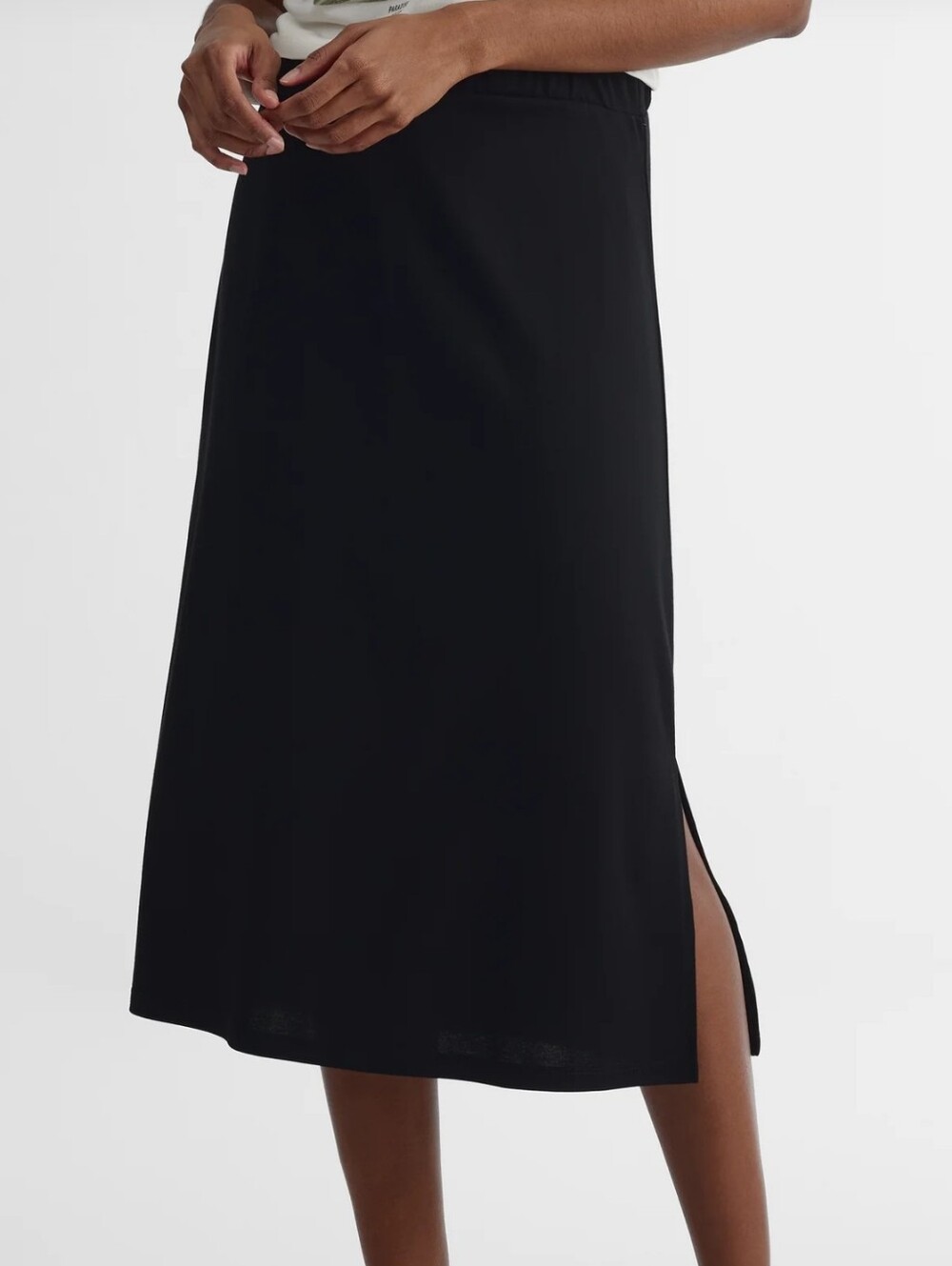 Violet & Claire Black Madi A-Line Skirt